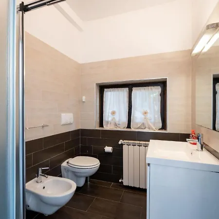 Delle Rose By Interhome Trarego